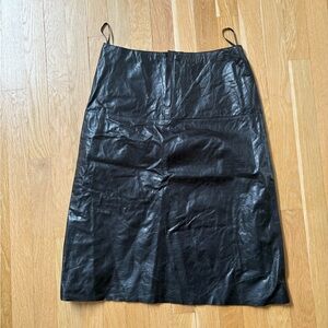 Banana Republic 80s 90s vintage midi Elegant Black Leather Skirt